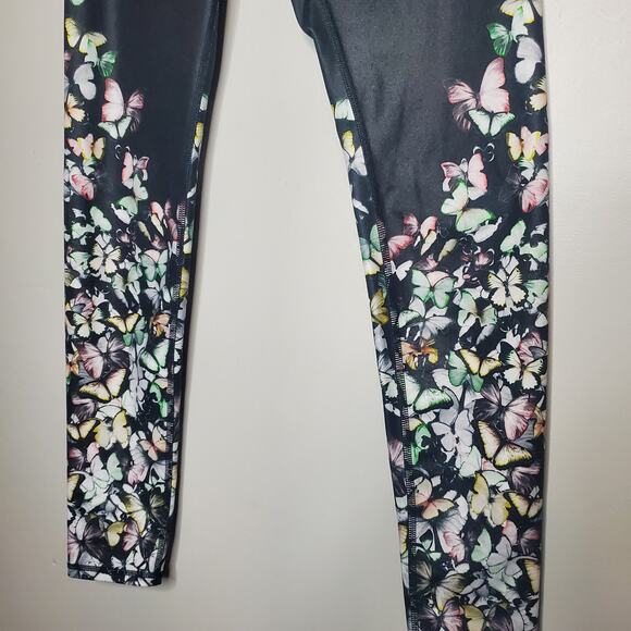 ALO Yoga Airbrush Butterfly Print Leggings Black Ombre Design Women's Small - Picture 12 of 16